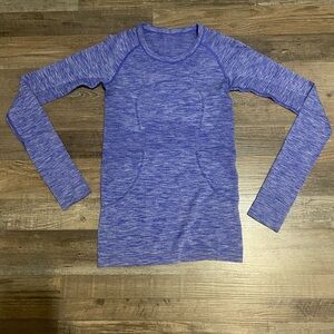 Lululemon blue/purple long sleeve swiftly